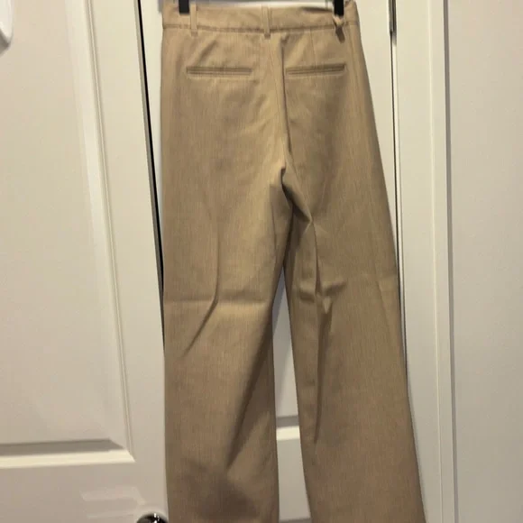 The Effortless Pant™ - (Re)ssential - Heather Nomad Taupe - Picture 8 of 9